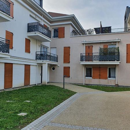 Appartement Cormeilles Exterior photo